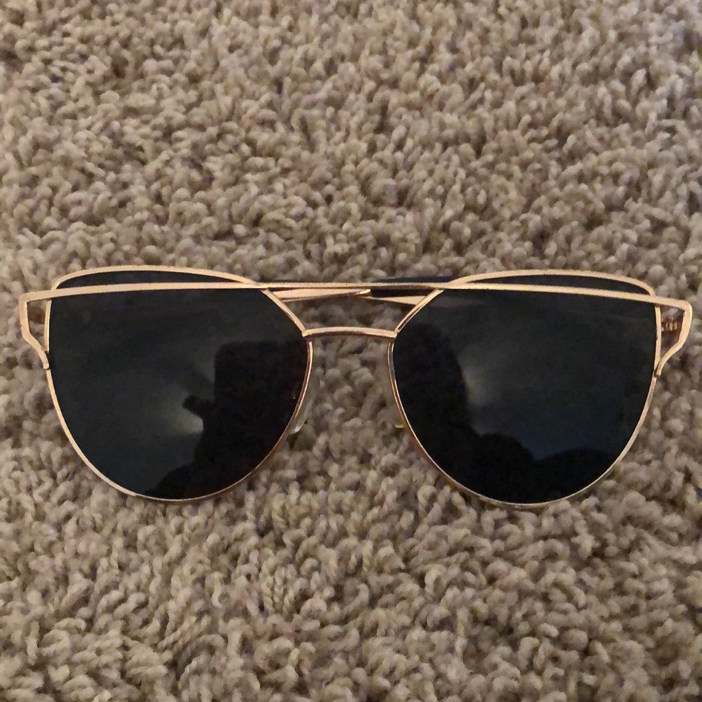 sunglasses